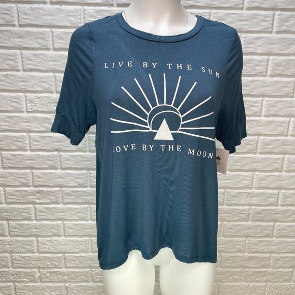 Peaceful Warrior Yoga Shirt Womens XS Round Neck High Low Soft Short Sleeve Top - Picture 1 of 7